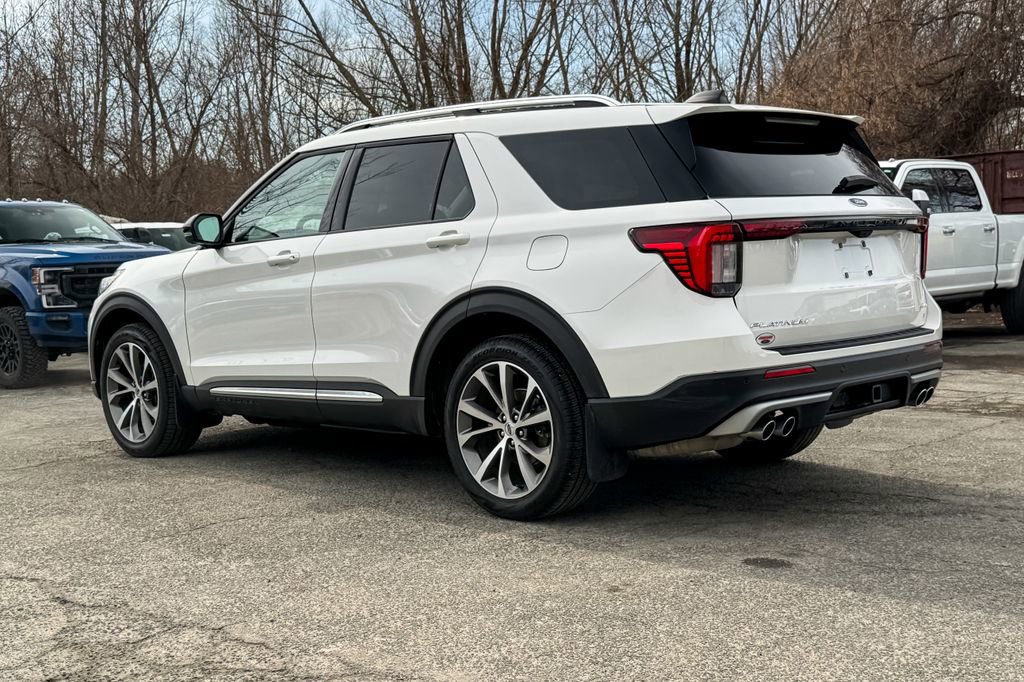 Certified 2025 Ford Explorer Platinum w/ Ultimate Package image 5