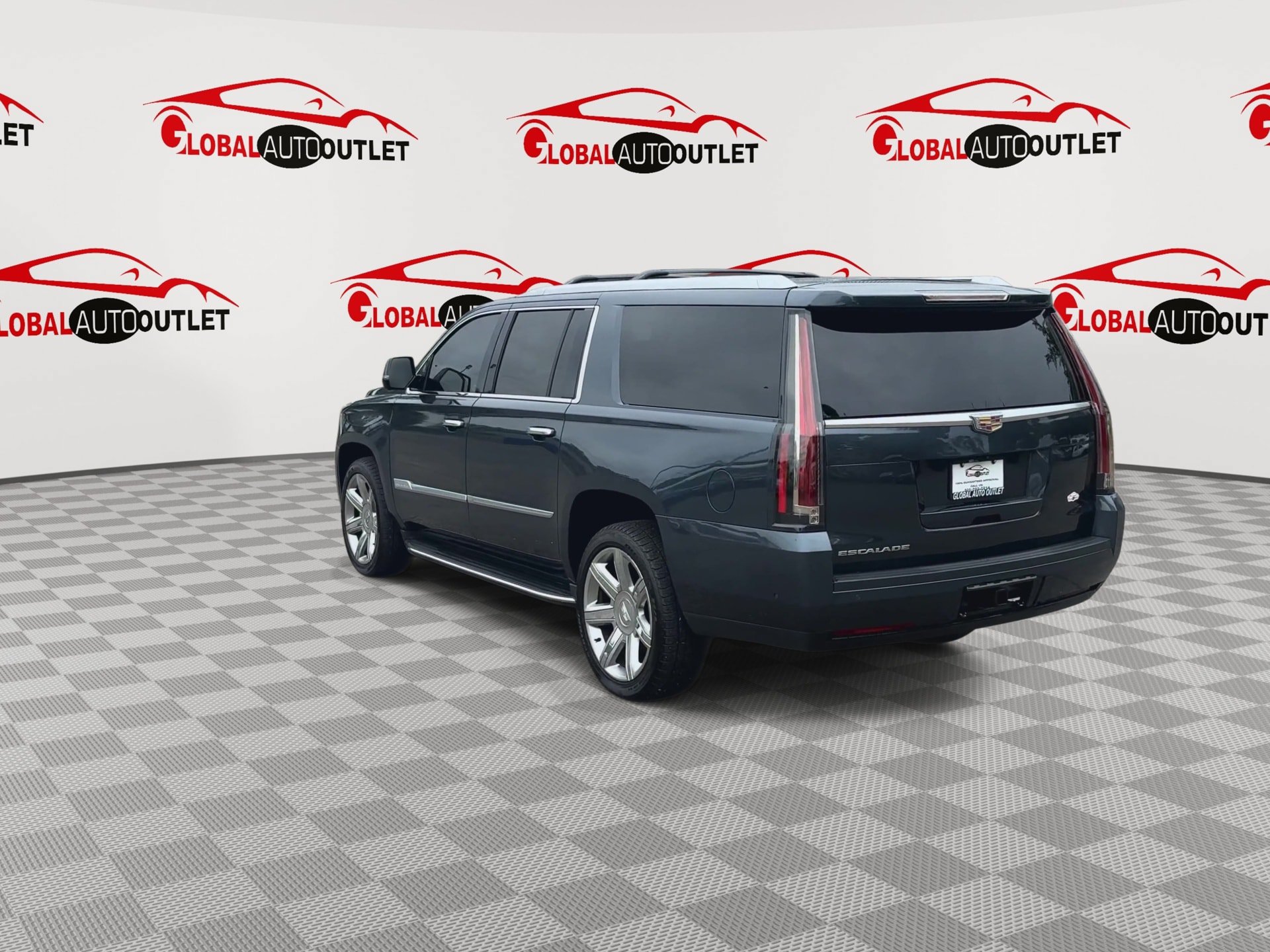 Used 2019 Cadillac Escalade ESV Luxury AWD/4WD image 6