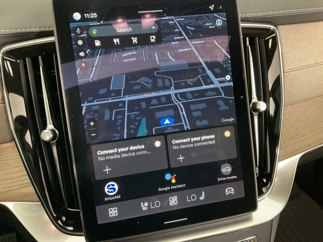 New 2026 Volvo XC90 B6 Plus w/ Protection Package Premier image 13