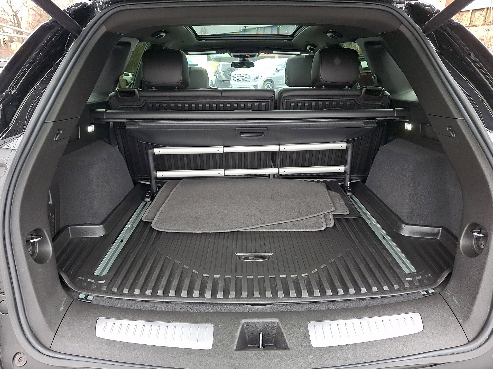 Used 2023 Cadillac XT5 Premium Luxury w/ LPO, Floor Liner Package image 29