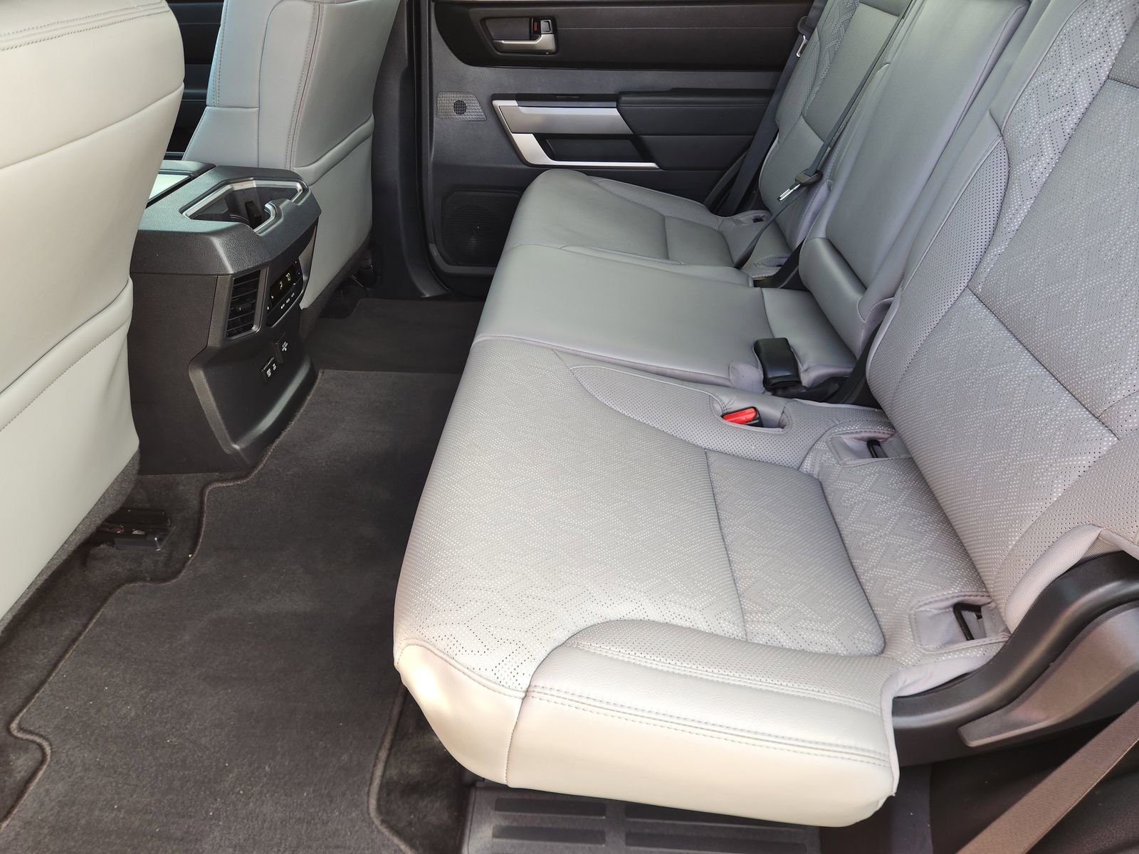 Used 2024 Toyota Sequoia SR5 w/ SR5 Premium Package image 33