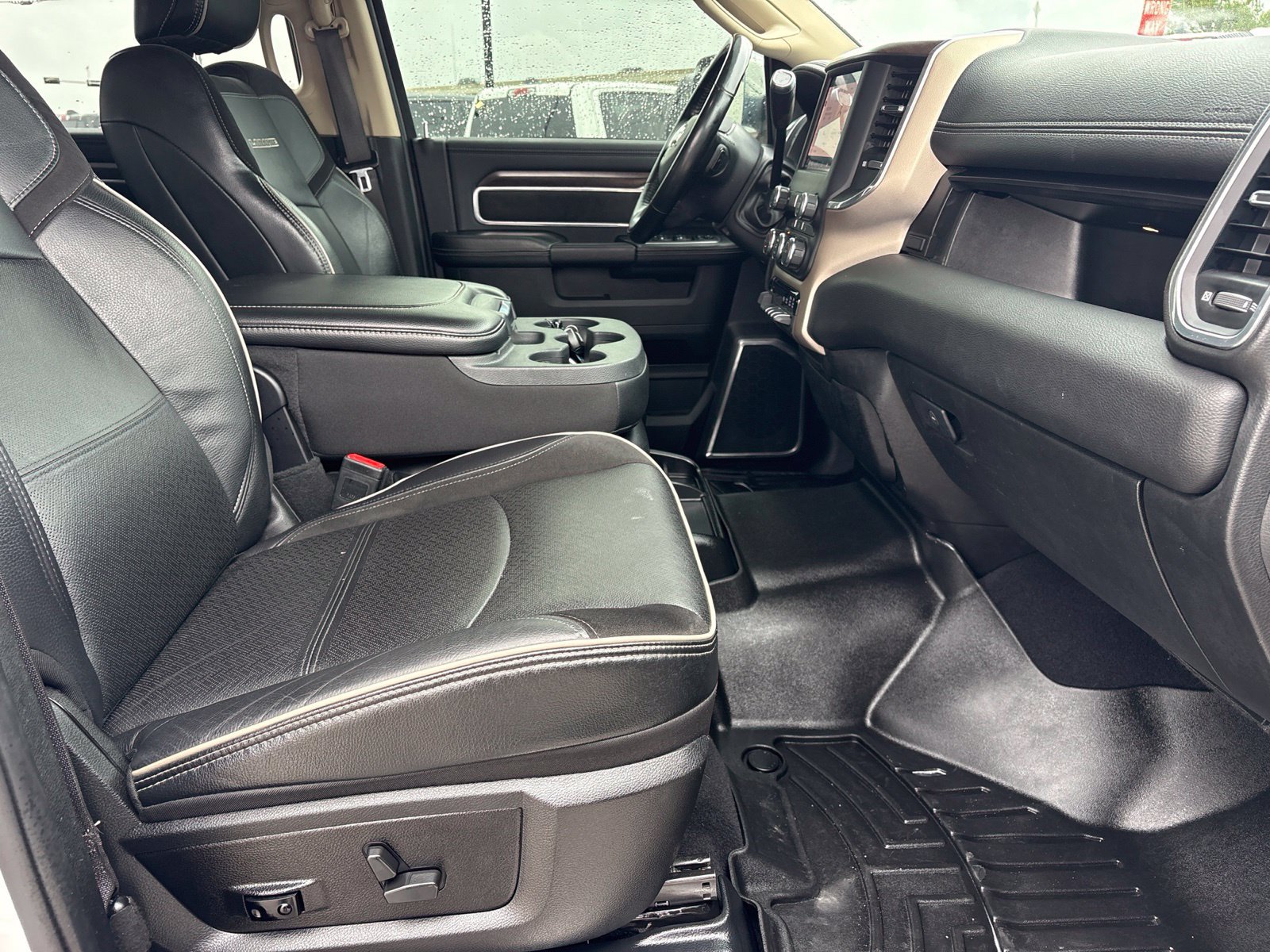 Used 2022 RAM 2500 Laramie AWD/4WD image 19