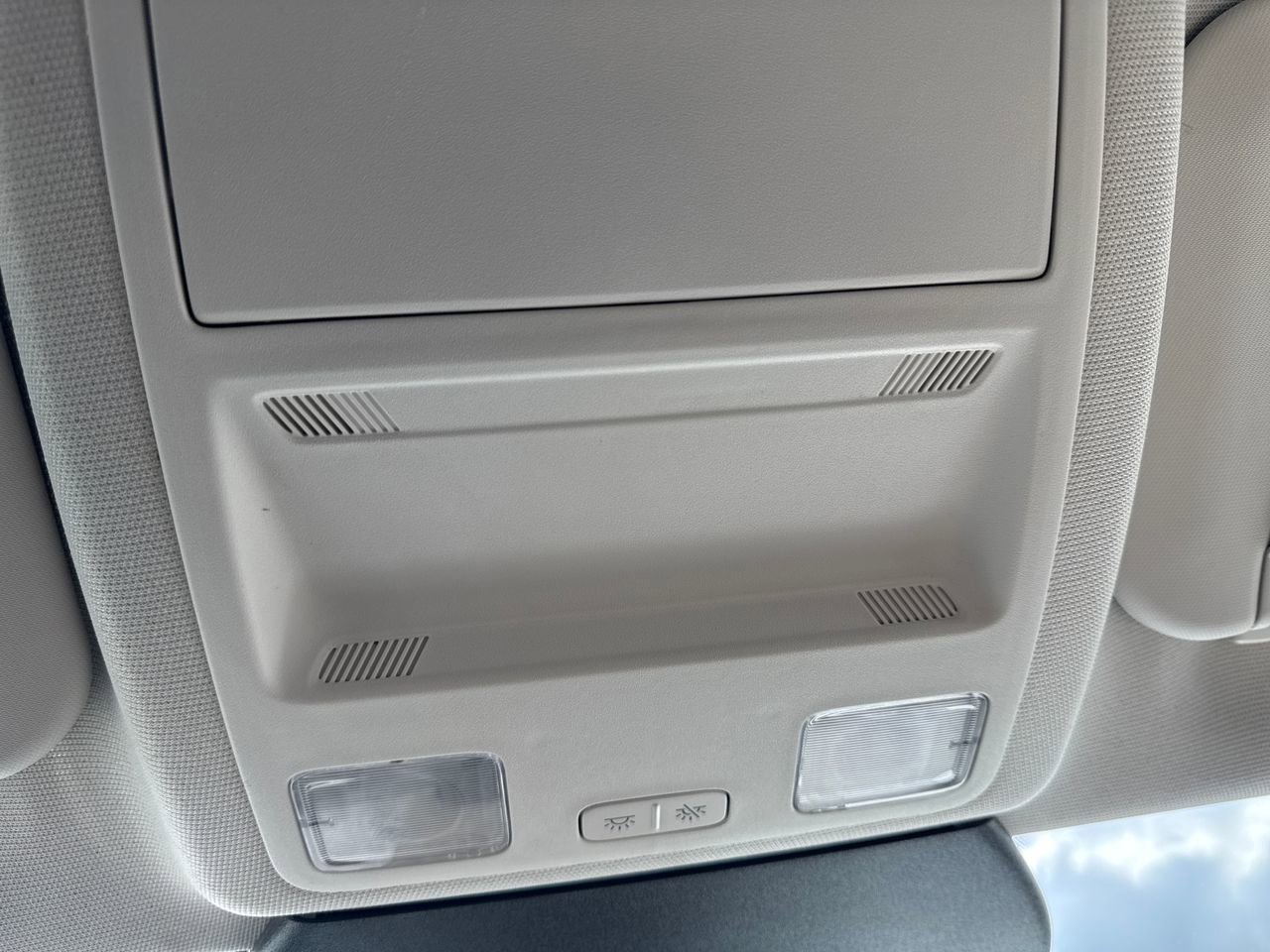 Used 2021 Ford Escape SEL image 30