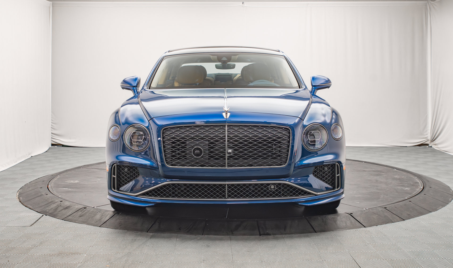 New 2026 Bentley Flying Spur Plug-In Hybrid AWD/4WD image 8
