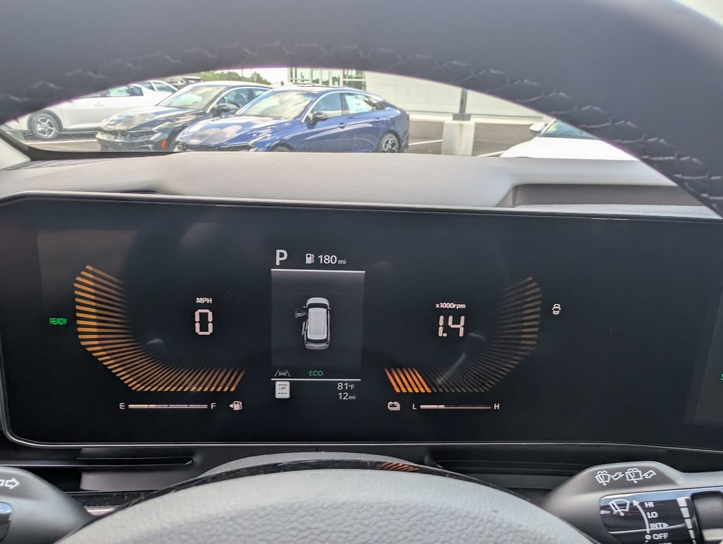 New 2026 Kia Carnival EX FWD image 16