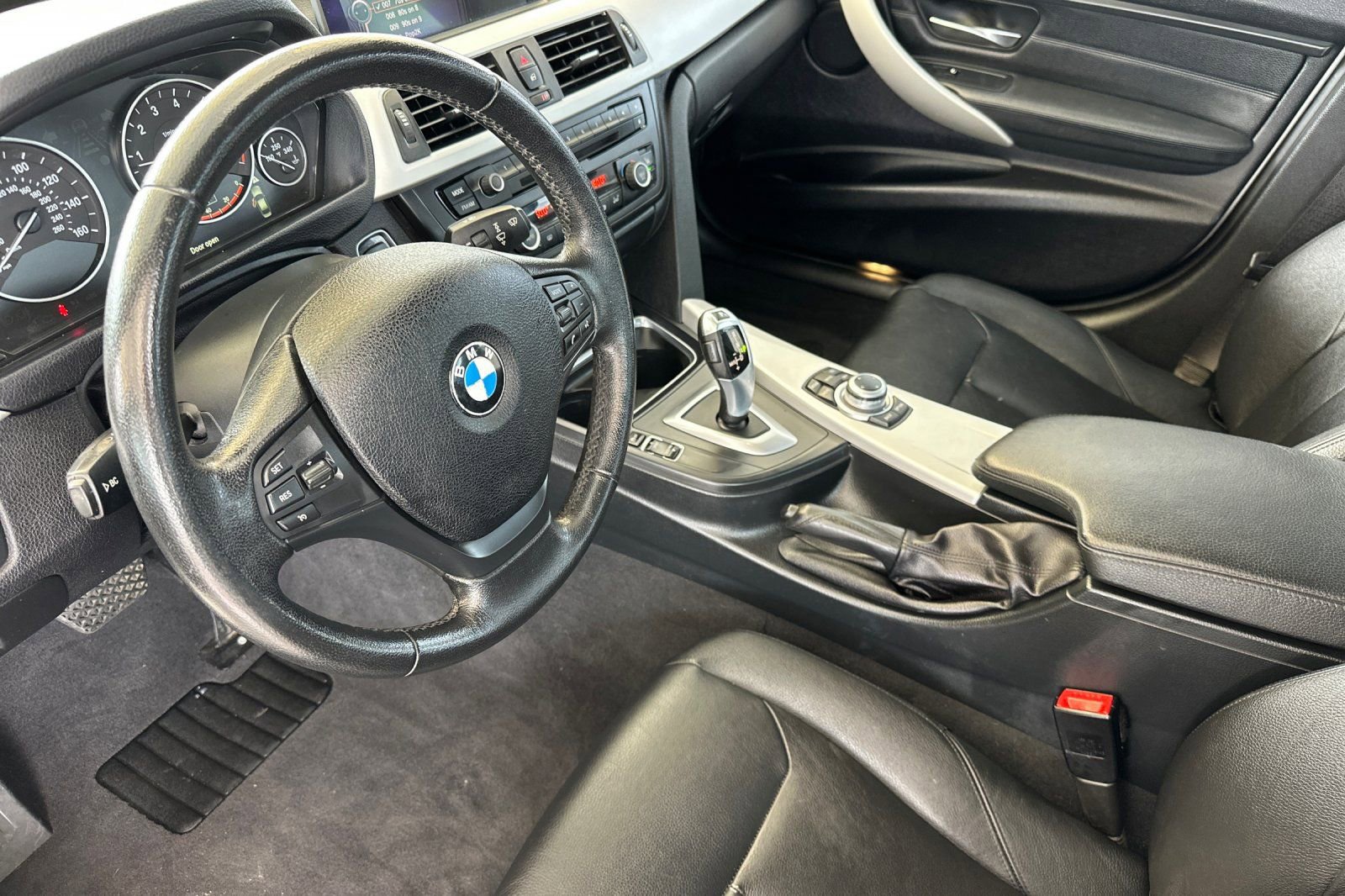 Used 2013 BMW 328i Sedan image 10