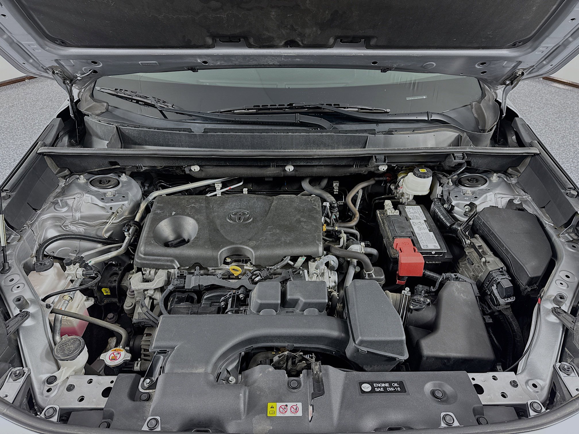 Used 2022 Toyota RAV4 LE image 28