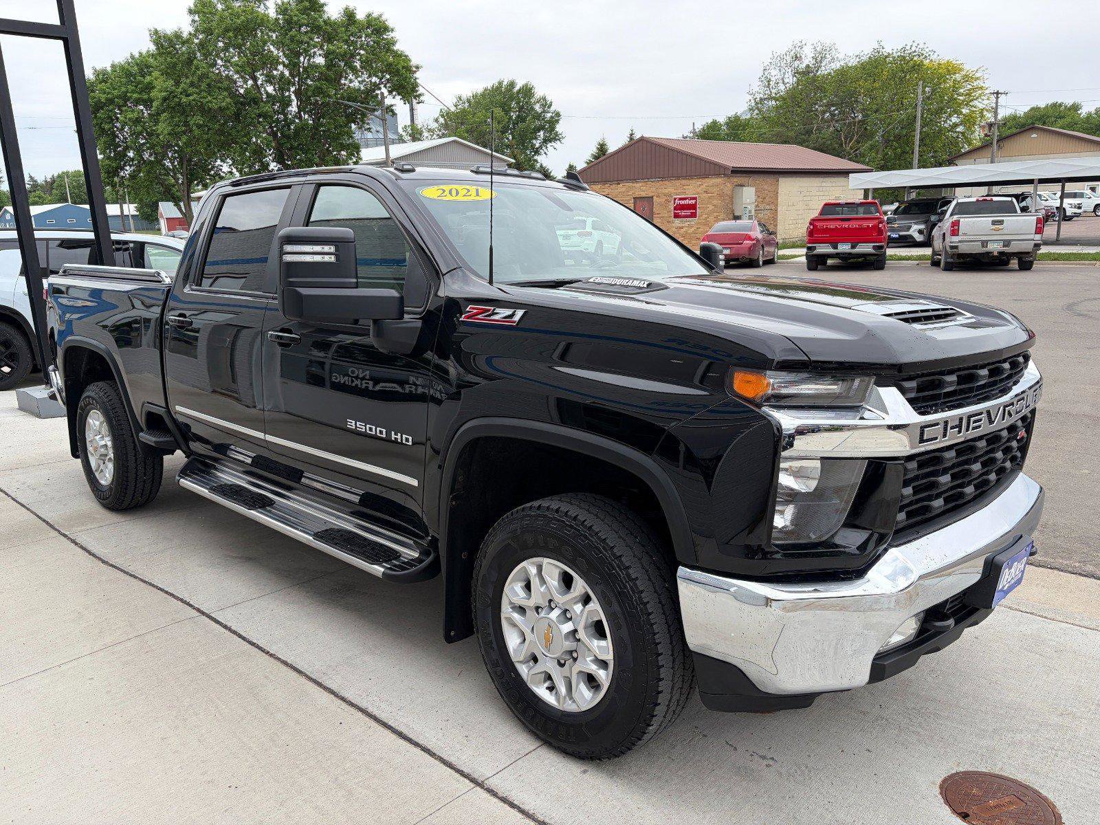 Used 2021 Chevrolet Silverado 3500 LT w/ Convenience Package AWD/4WD image 6