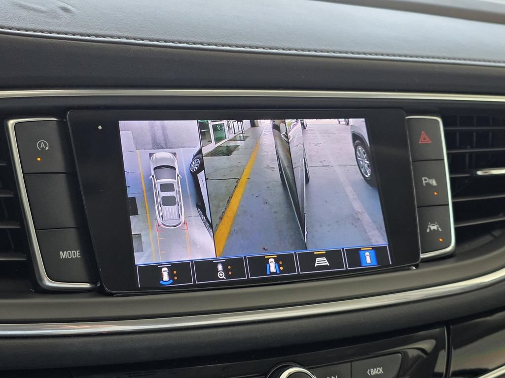 Used 2022 Buick Enclave Avenir w/ Avenir Technology Package FWD image 24