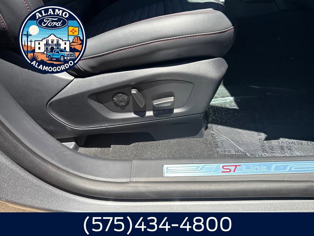 New 2025 Ford Explorer ST-Line w/ Premium Package image 21