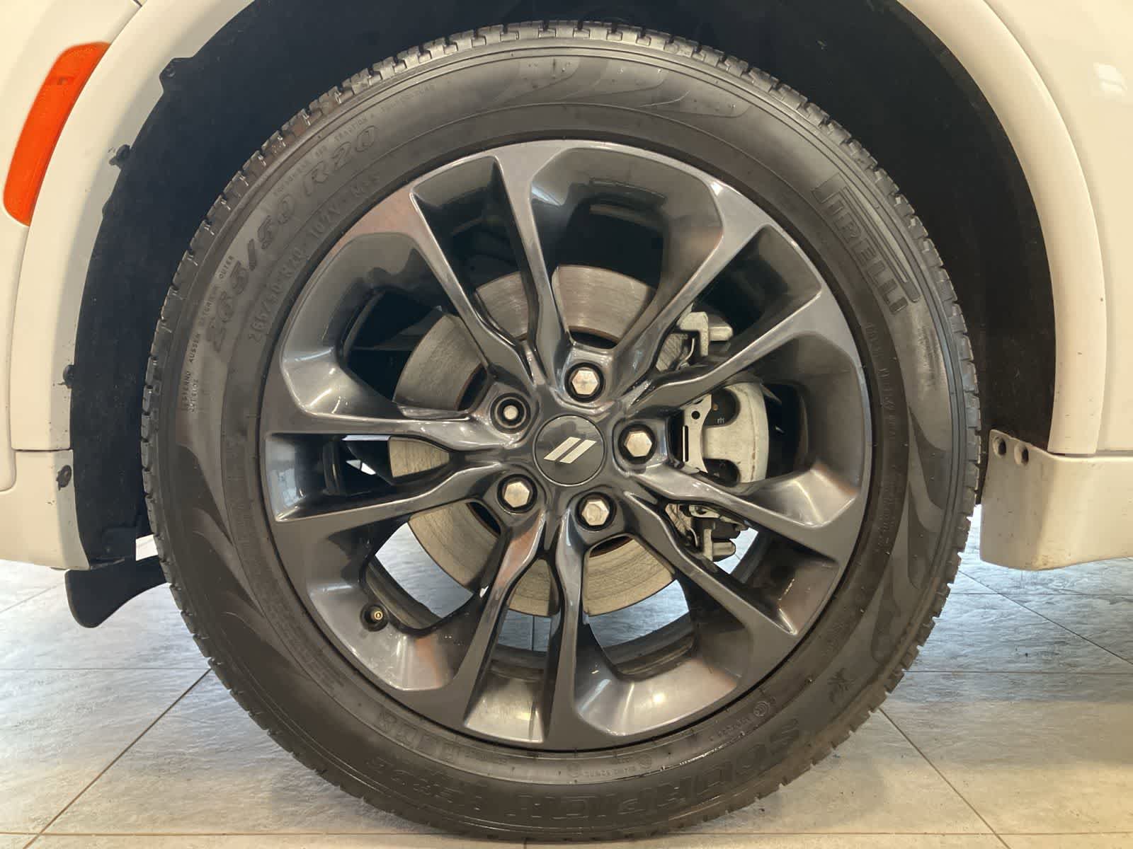 Used 2024 Dodge Durango R/T w/ Blacktop Package image 9