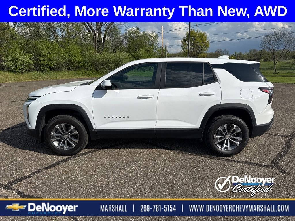Used 2026 Chevrolet Equinox LT AWD/4WD image 2