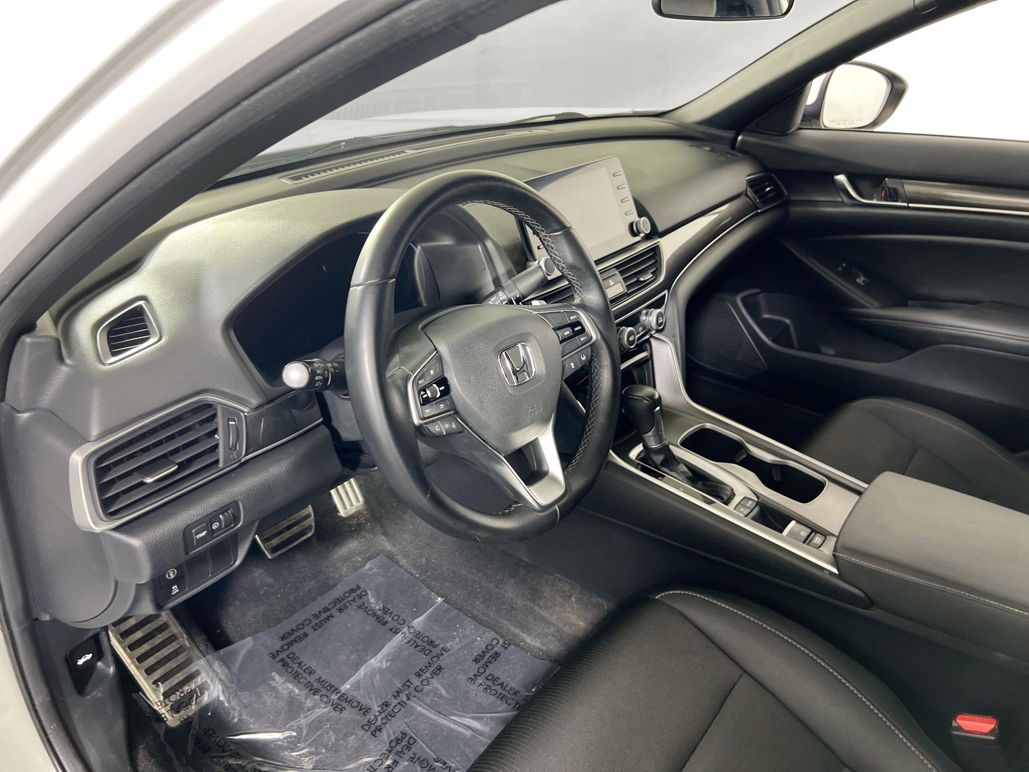 Used 2019 Honda Accord Sport image 9