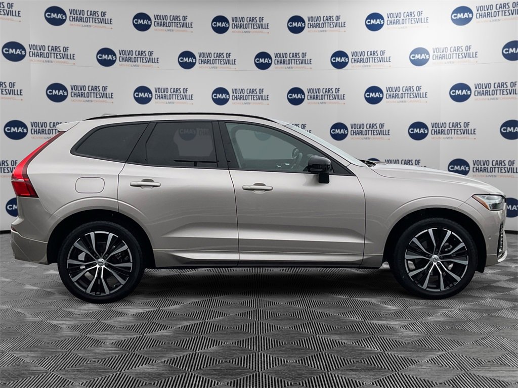 Certified 2023 Volvo XC60 B5 Plus w/ Climate Package image 6