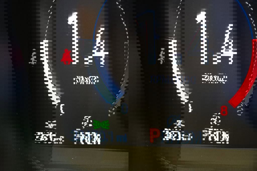 Used 2025 Ford Explorer ST image 22