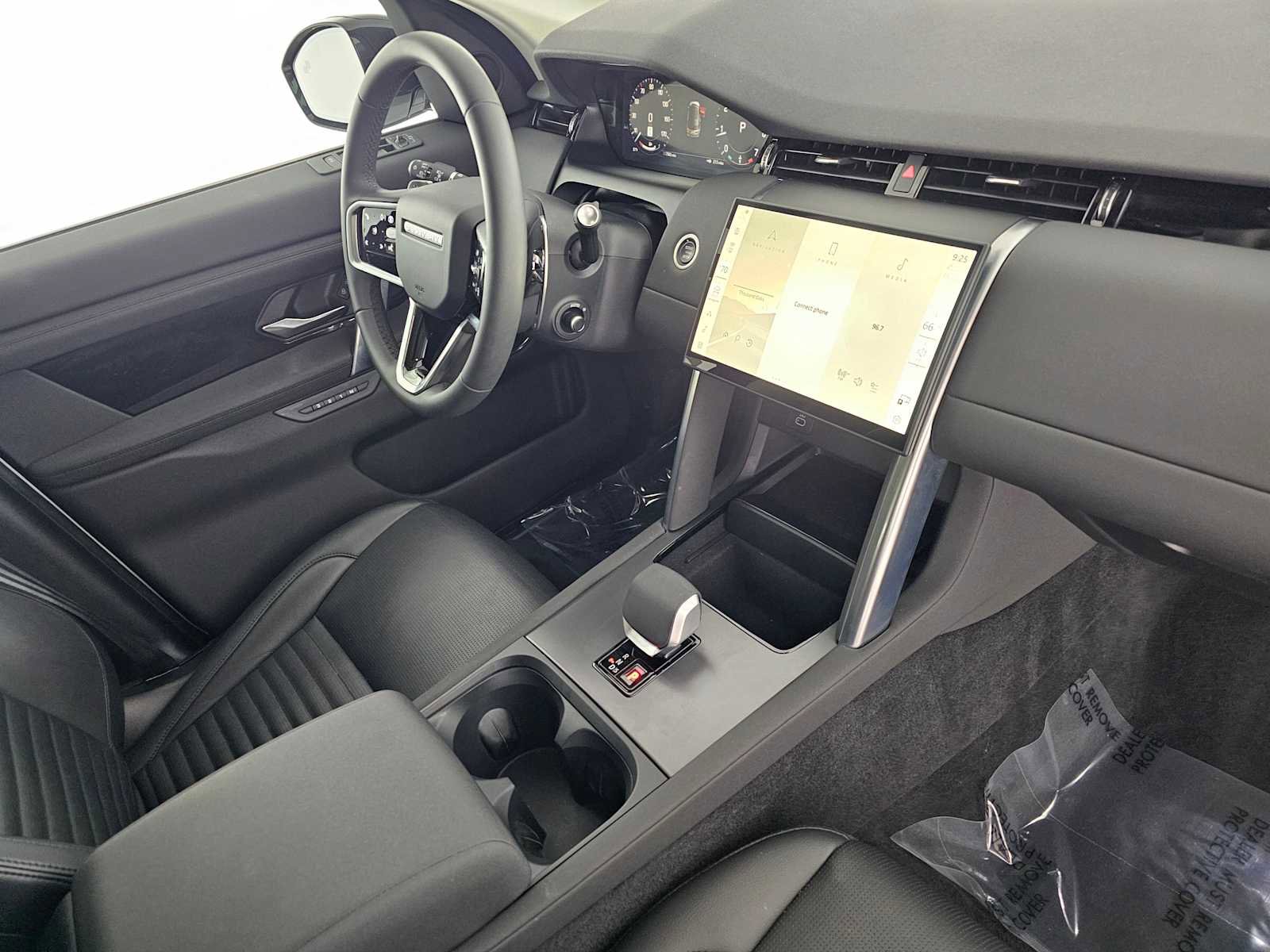 Used 2024 Land Rover Discovery Sport S image 11