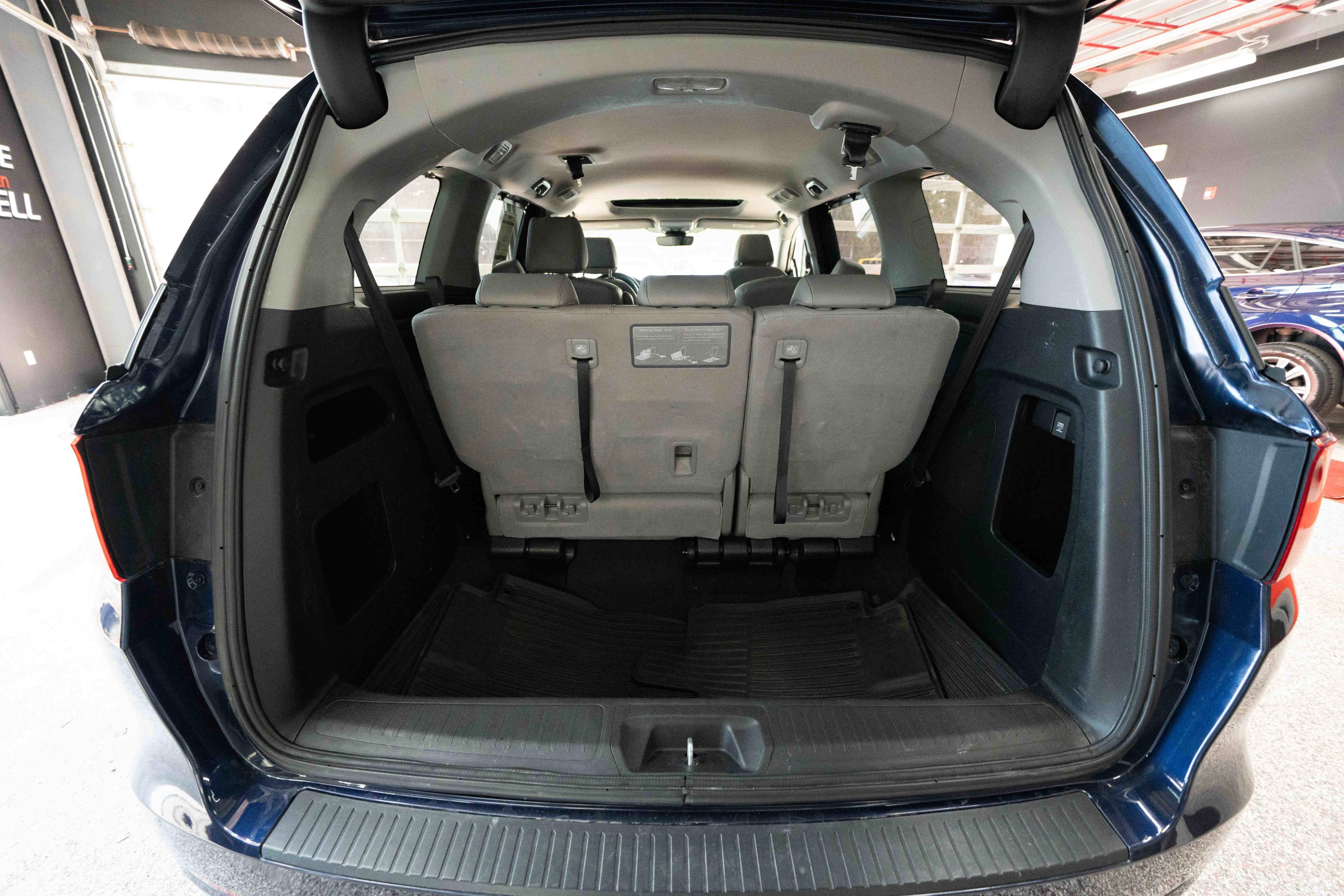 Used 2021 Honda Odyssey EX-L image 28