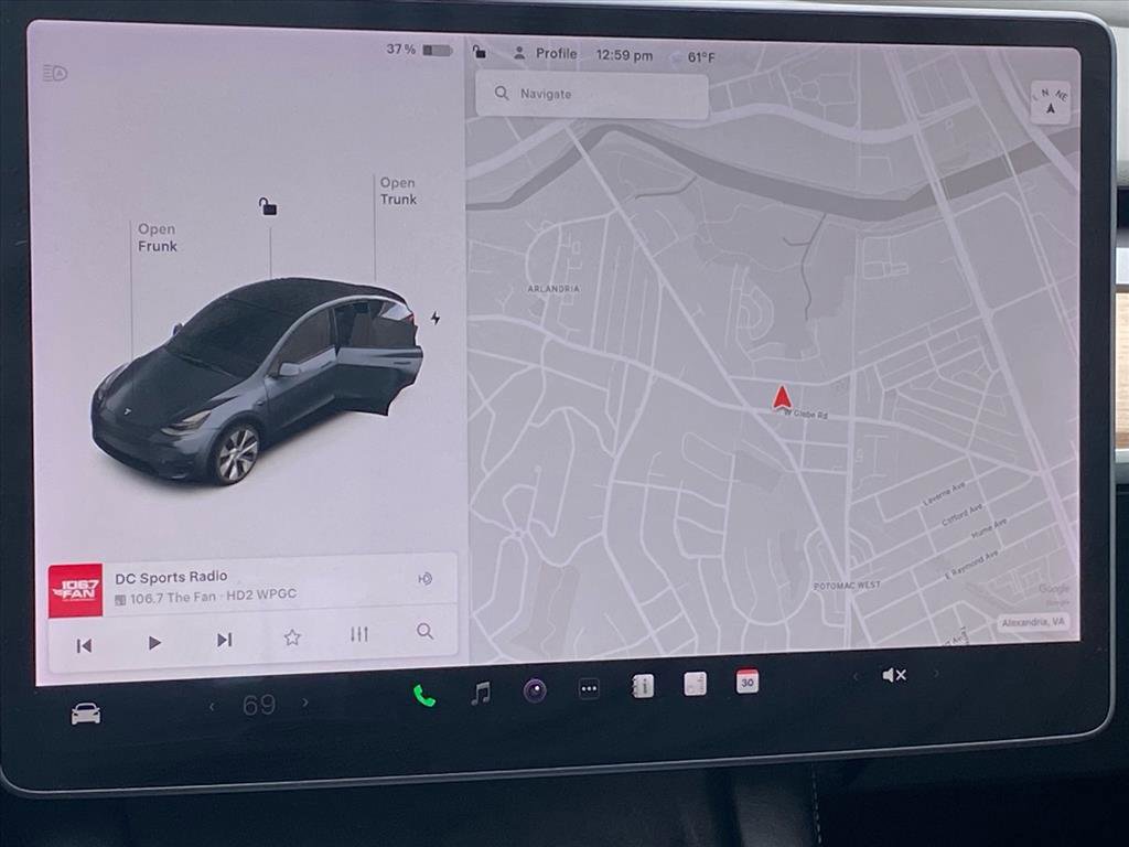 Used 2022 Tesla Model Y Long Range image 8