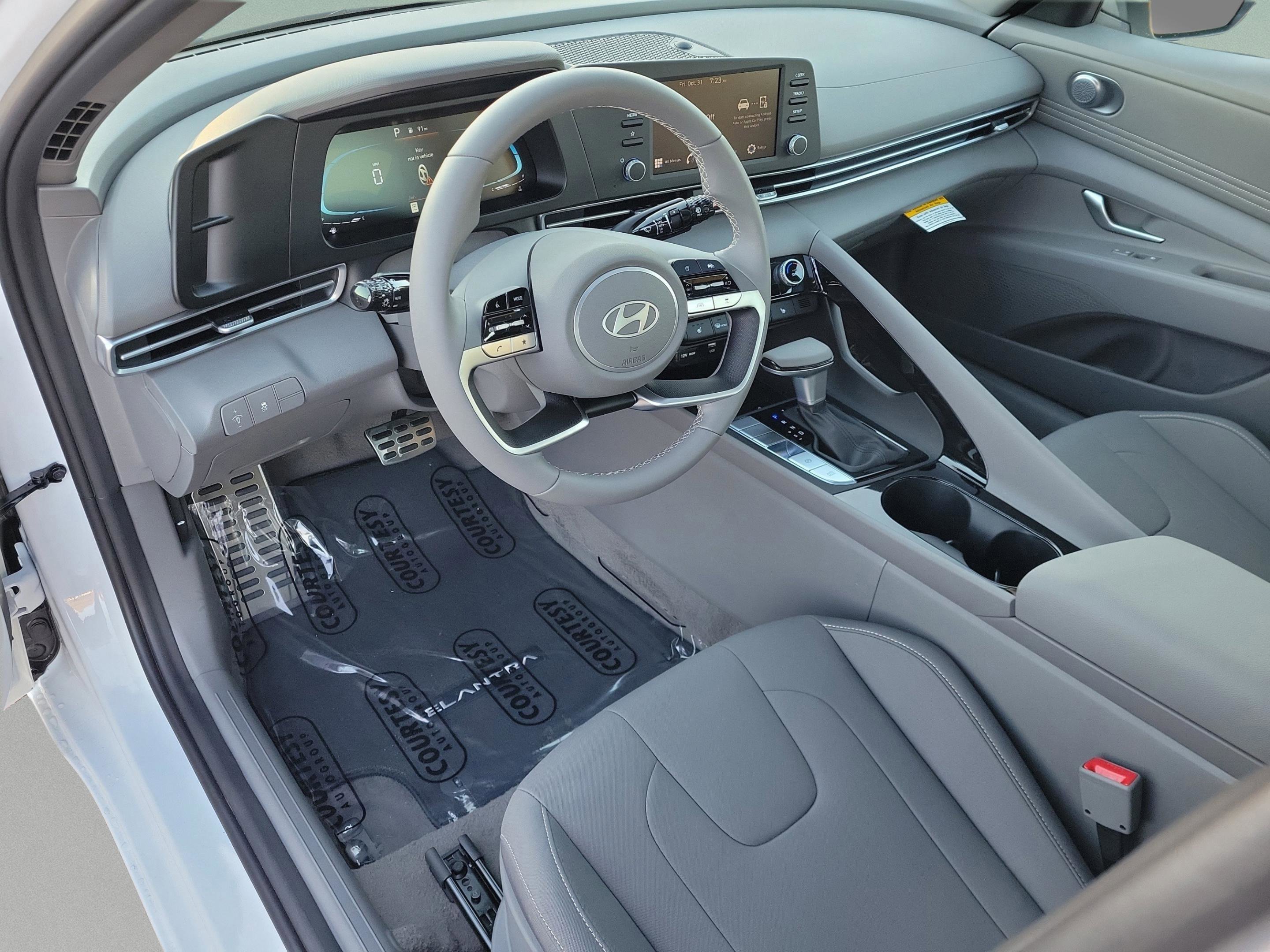 New 2026 Hyundai Elantra SEL Sport image 18