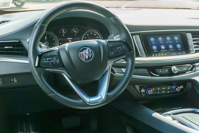Used 2023 Buick Enclave Essence image 15