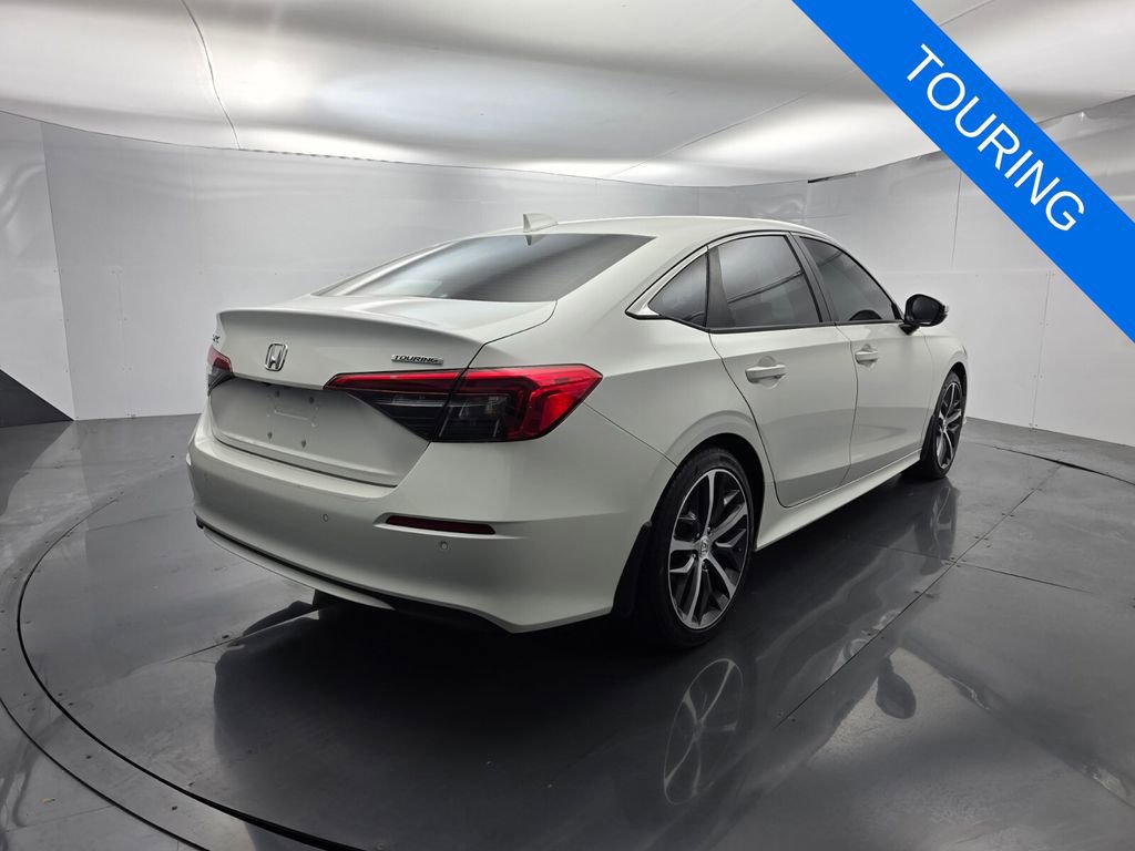 Used 2024 Honda Civic Touring image 4