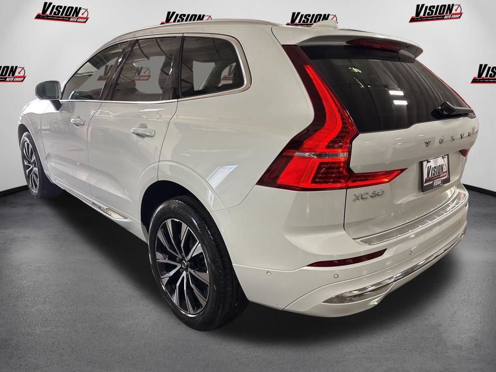 Used 2023 Volvo XC60 B5 Plus w/ Climate Package AWD/4WD image 7