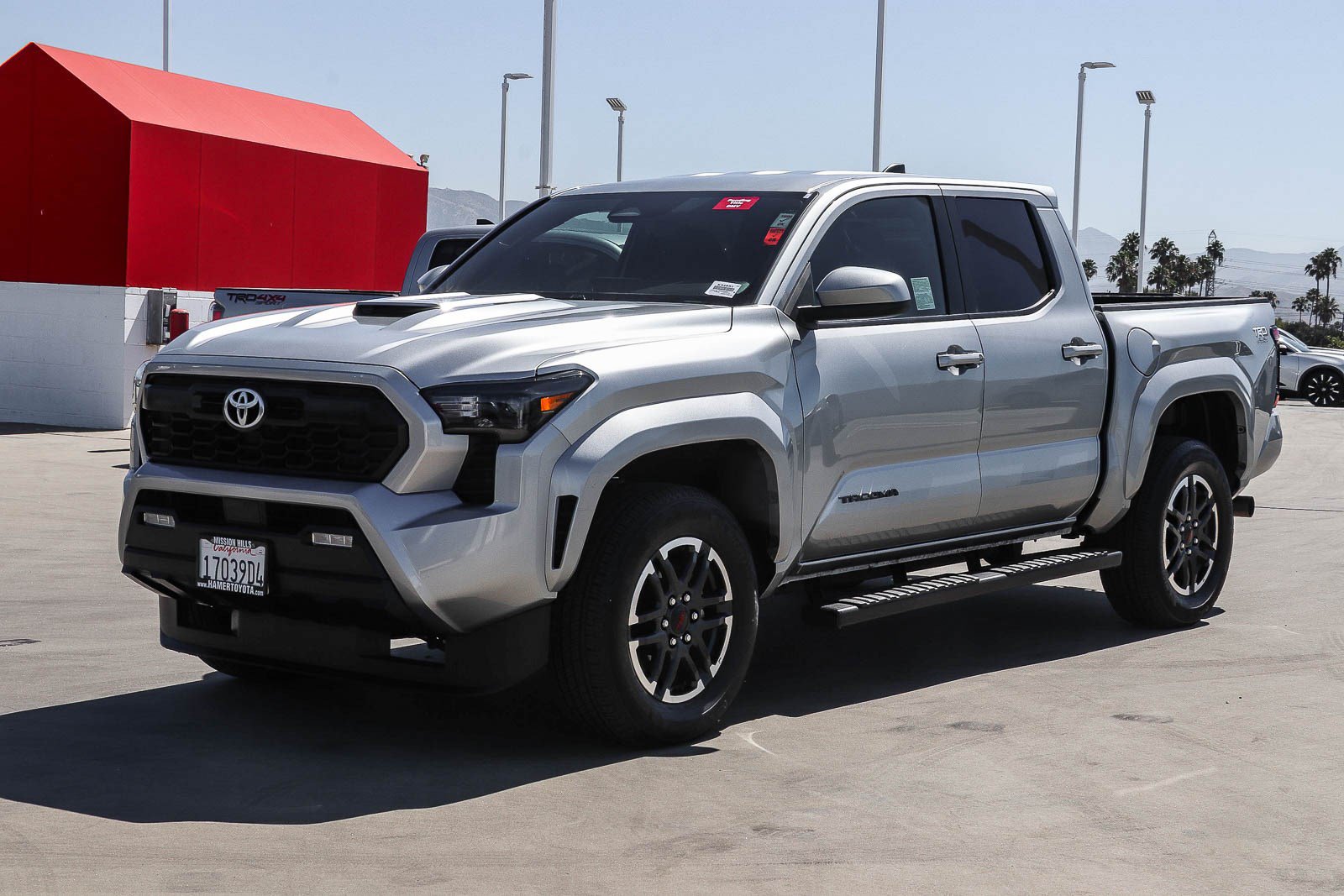 Certified 2025 Toyota Tacoma TRD Sport AWD/4WD image 3