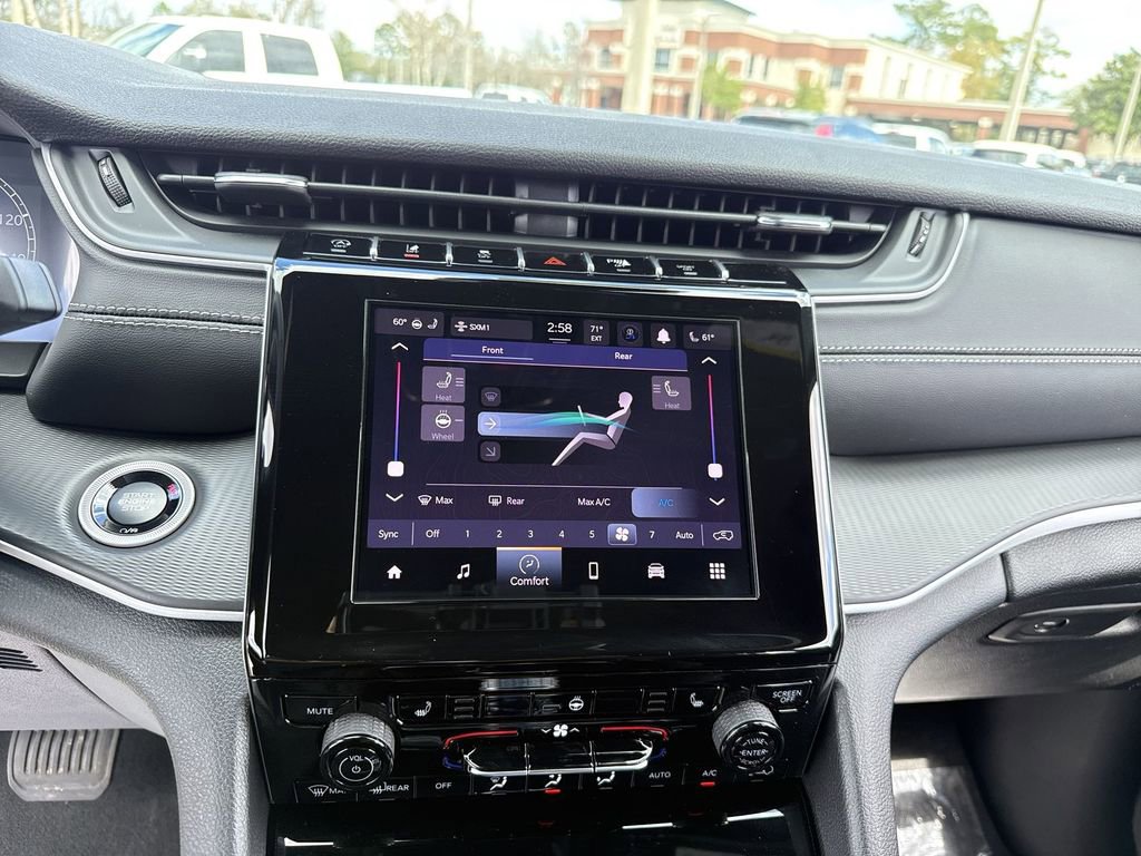 New 2026 Jeep Grand Cherokee L Laredo image 23