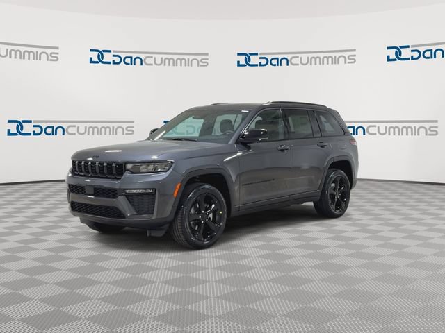 New 2026 Jeep Grand Cherokee Limited w/ Limited Altitude Package AWD/4WD image 4