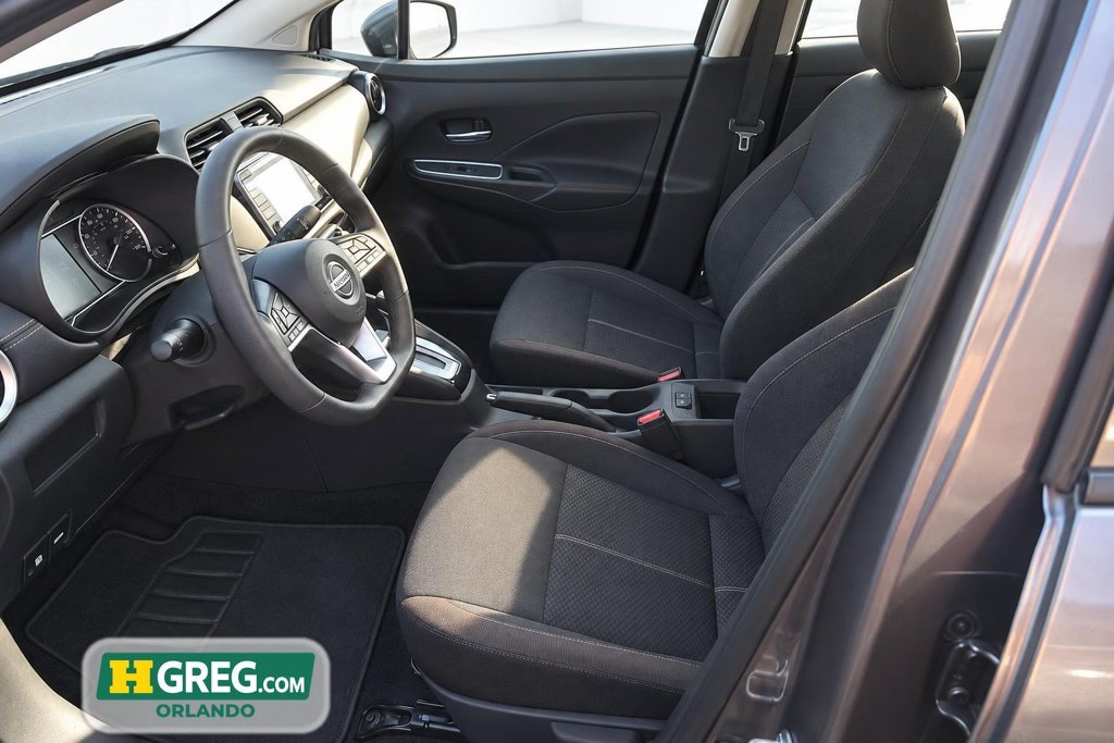 Used 2020 Nissan Versa SR w/ Convenience Package FWD image 10