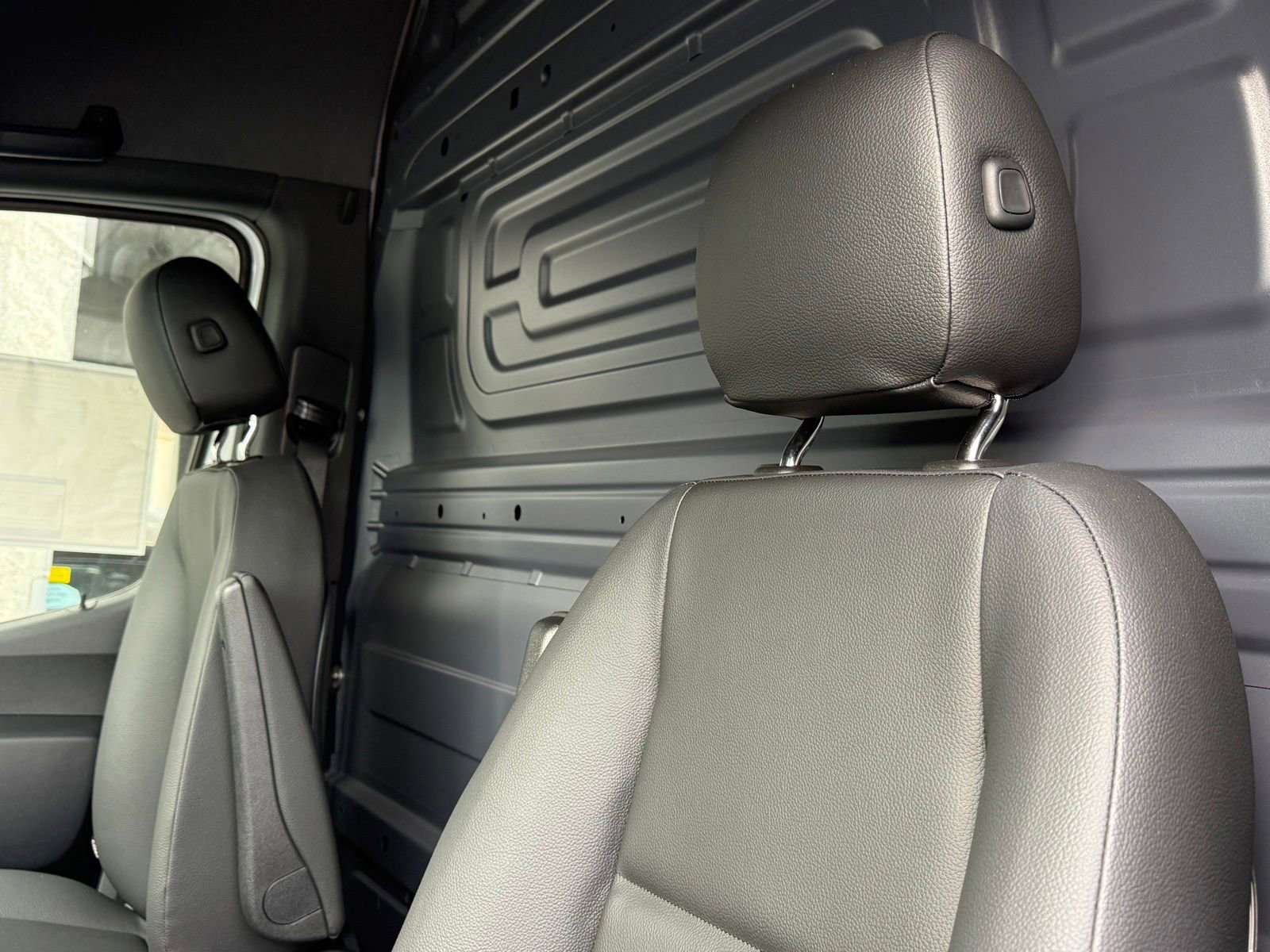 New 2025 Mercedes-Benz Sprinter 2500 image 21