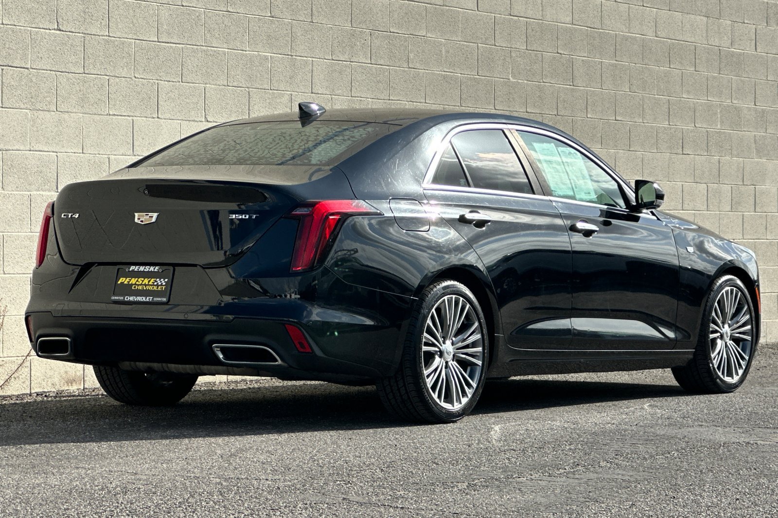 Certified 2020 Cadillac CT4 Premium Luxury RWD image 4