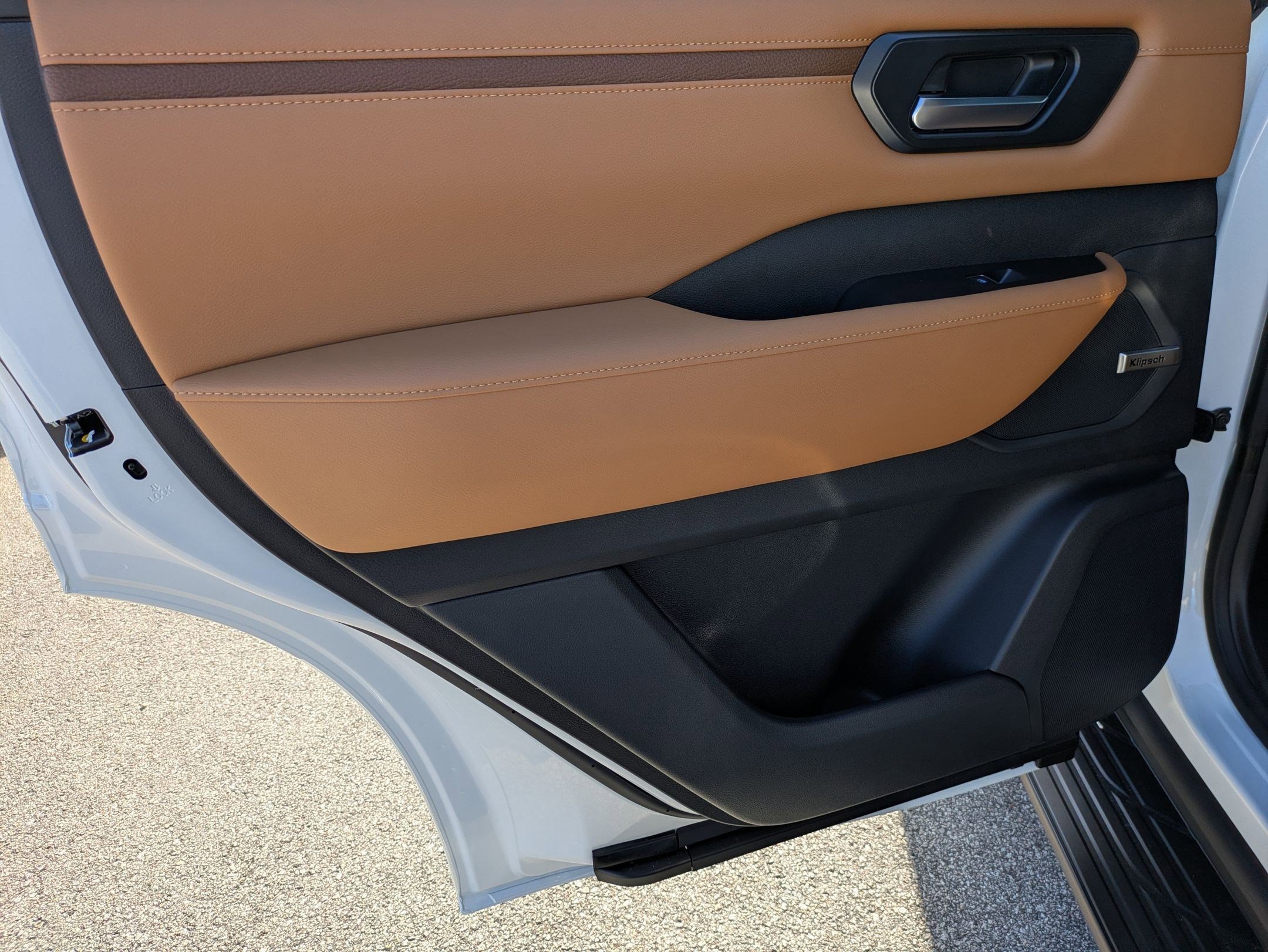 New 2026 Nissan Armada SL w/ Captain's Chari Seat Package RWD image 22