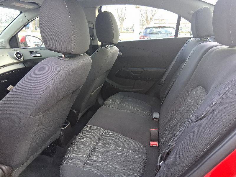 Used 2015 Chevrolet Sonic LT FWD image 39
