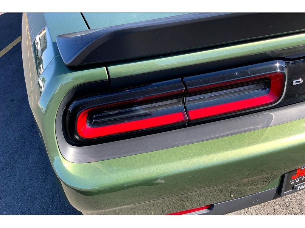 Used 2022 Dodge Challenger R/T Scat Pack w/ Shaker Package RWD image 28