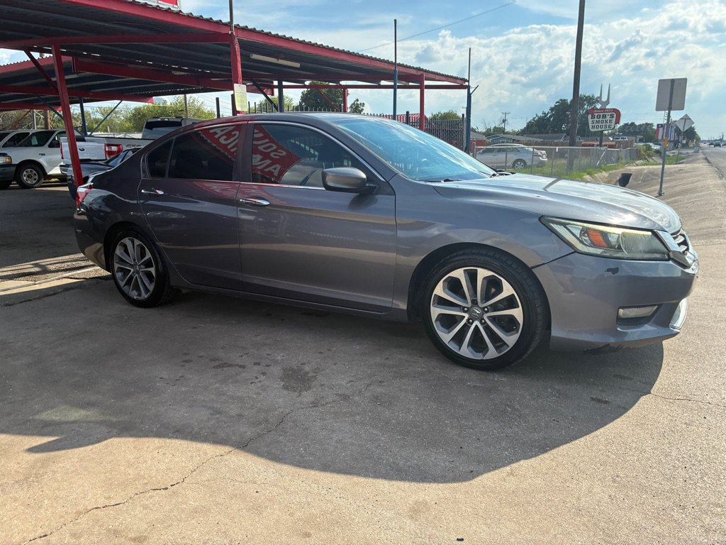 Used 2013 Honda Accord Sport image 9