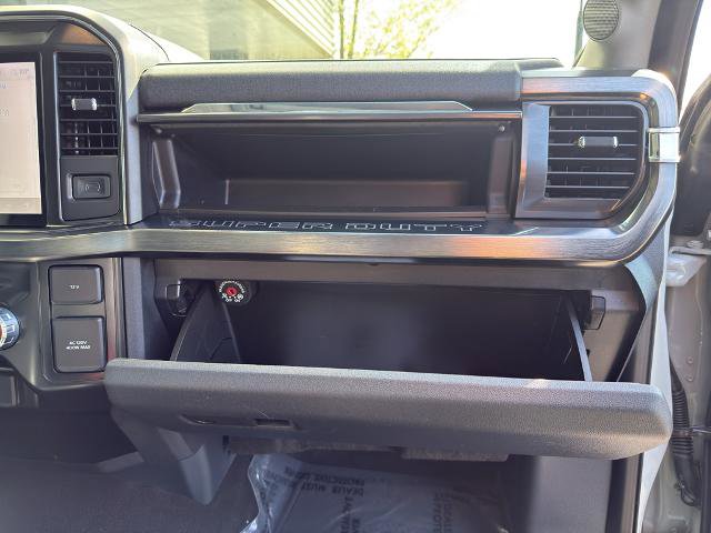 Certified 2025 Ford F350 Lariat w/ Camper Package AWD/4WD image 32