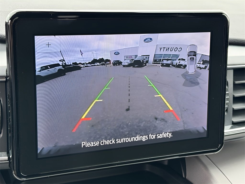 Used 2023 Ford Explorer XLT w/ Equipment Group 202A image 18