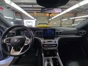 Used 2023 Ford Explorer XLT w/ Equipment Group 202A image 6