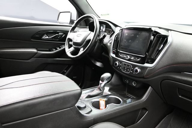 Used 2023 Chevrolet Traverse RS w/ LPO, Floor Liner Package AWD/4WD image 14