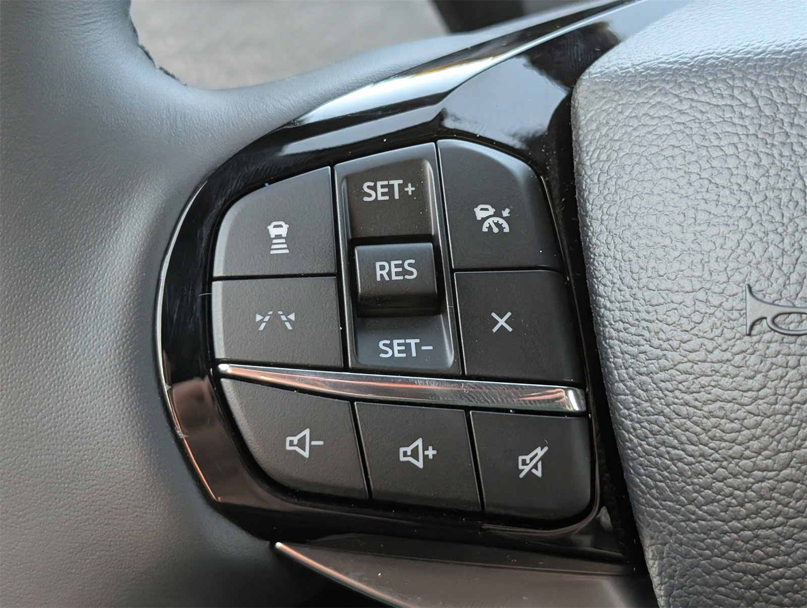 New 2026 Ford Explorer Platinum image 25