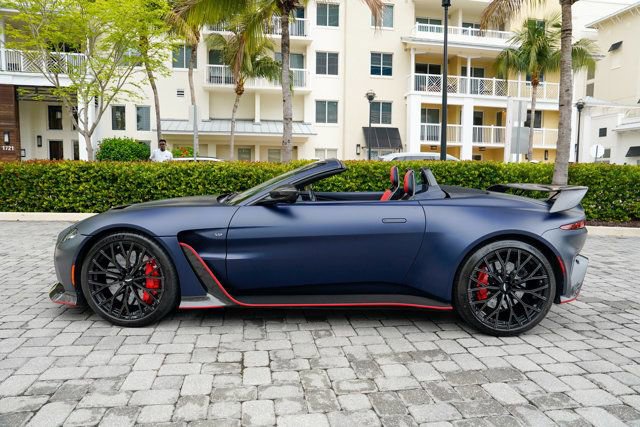 Used 2023 Aston Martin V12 Vantage Roadster RWD image 15