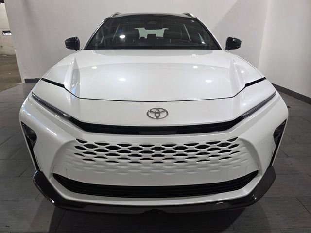 Used 2025 Toyota Crown Signia w/ Advanced Technology Package AWD/4WD image 8