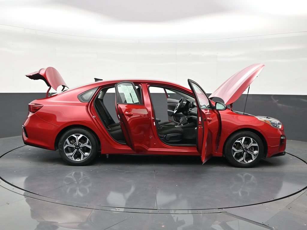 Used 2020 Kia Forte LXS FWD image 30