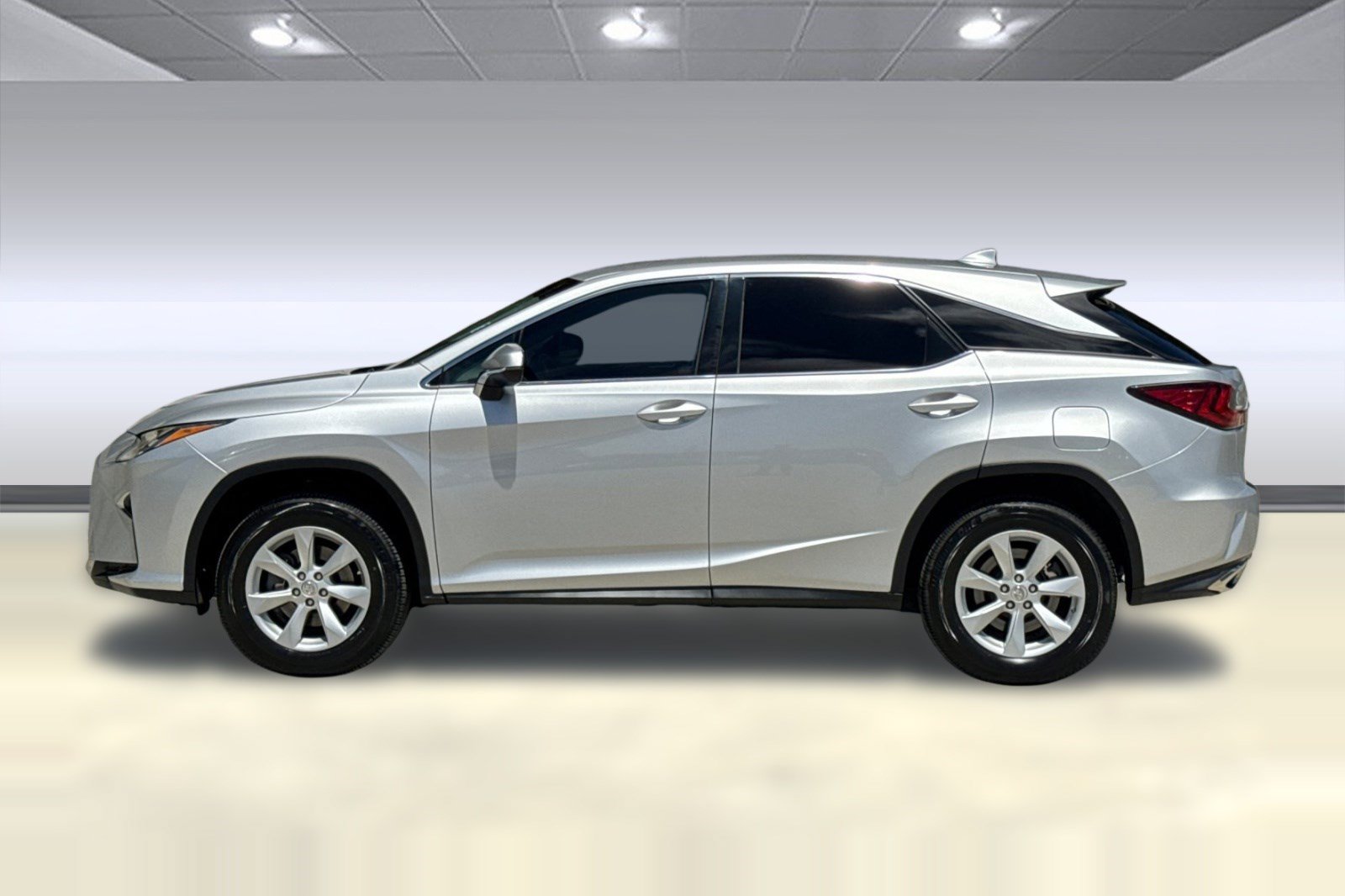 Used 2016 Lexus RX 350 FWD image 2