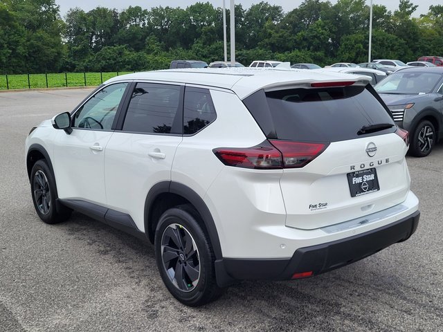 New 2026 Nissan Rogue SV image 7