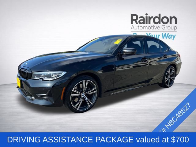 Used 2022 BMW 330i Sedan w/ Driving Assistance Package RWD image 3