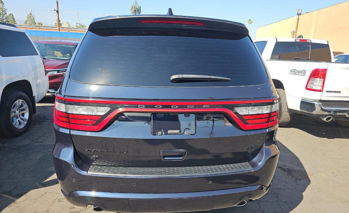 Used 2025 Dodge Durango GT w/ Blacktop Package image 3