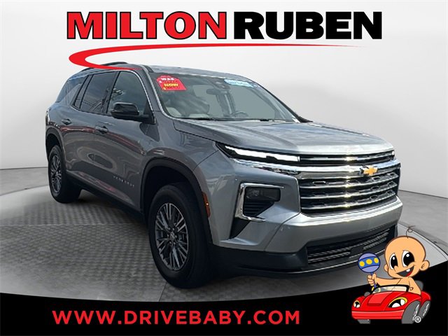 Certified 2025 Chevrolet Traverse LT