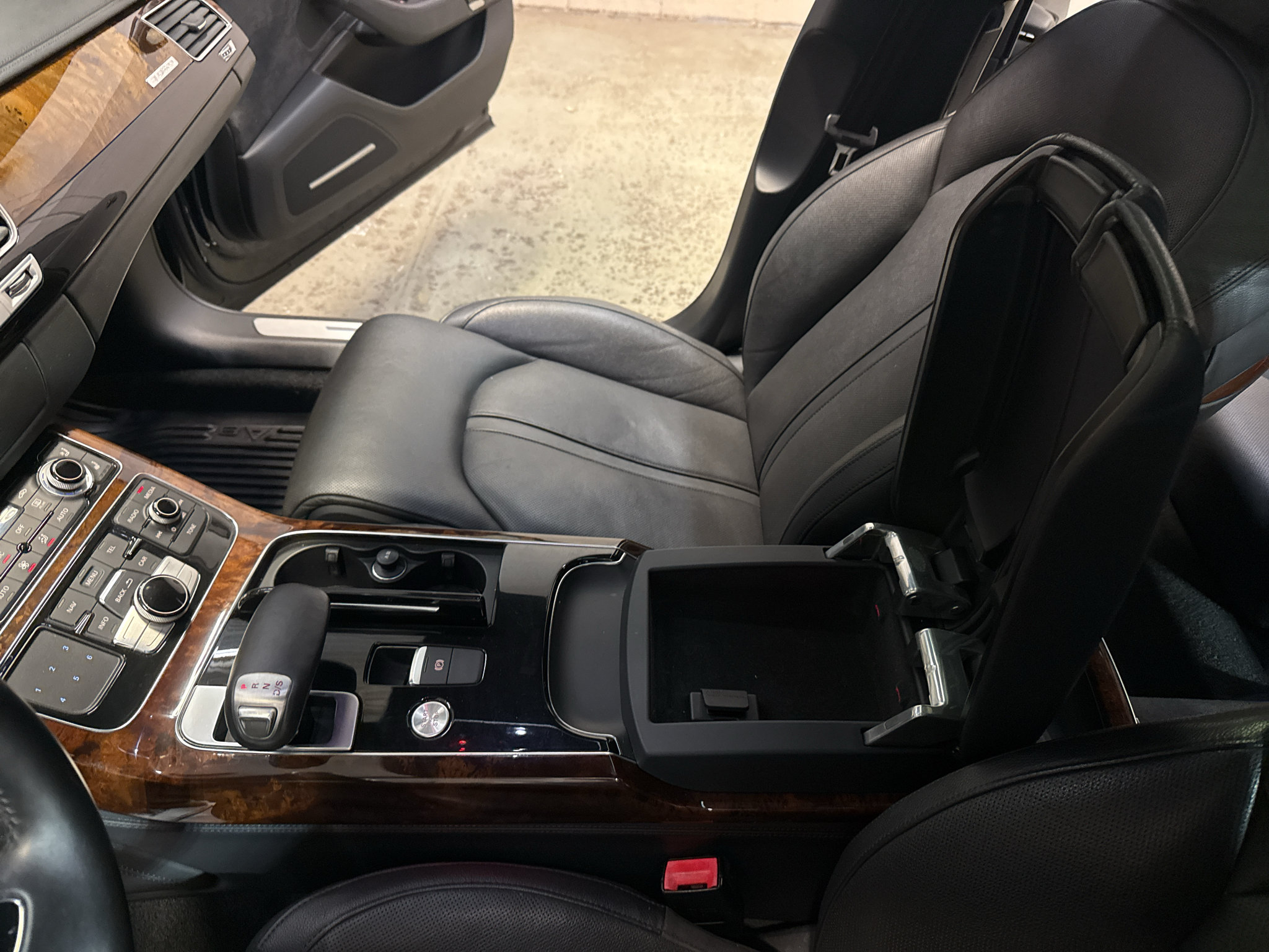 Used 2014 Audi A8 L 3.0T w/ Premium Package AWD/4WD image 34